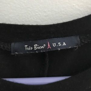 Tres Bien Tops - Black Sleeveless Top Tres Bien Tops - Black Sleeveless Top
